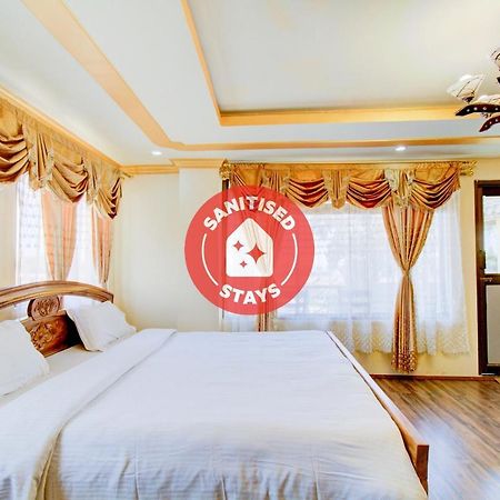 Capital O 79144 Coniferous Resort チェラプンジ エクステリア 写真