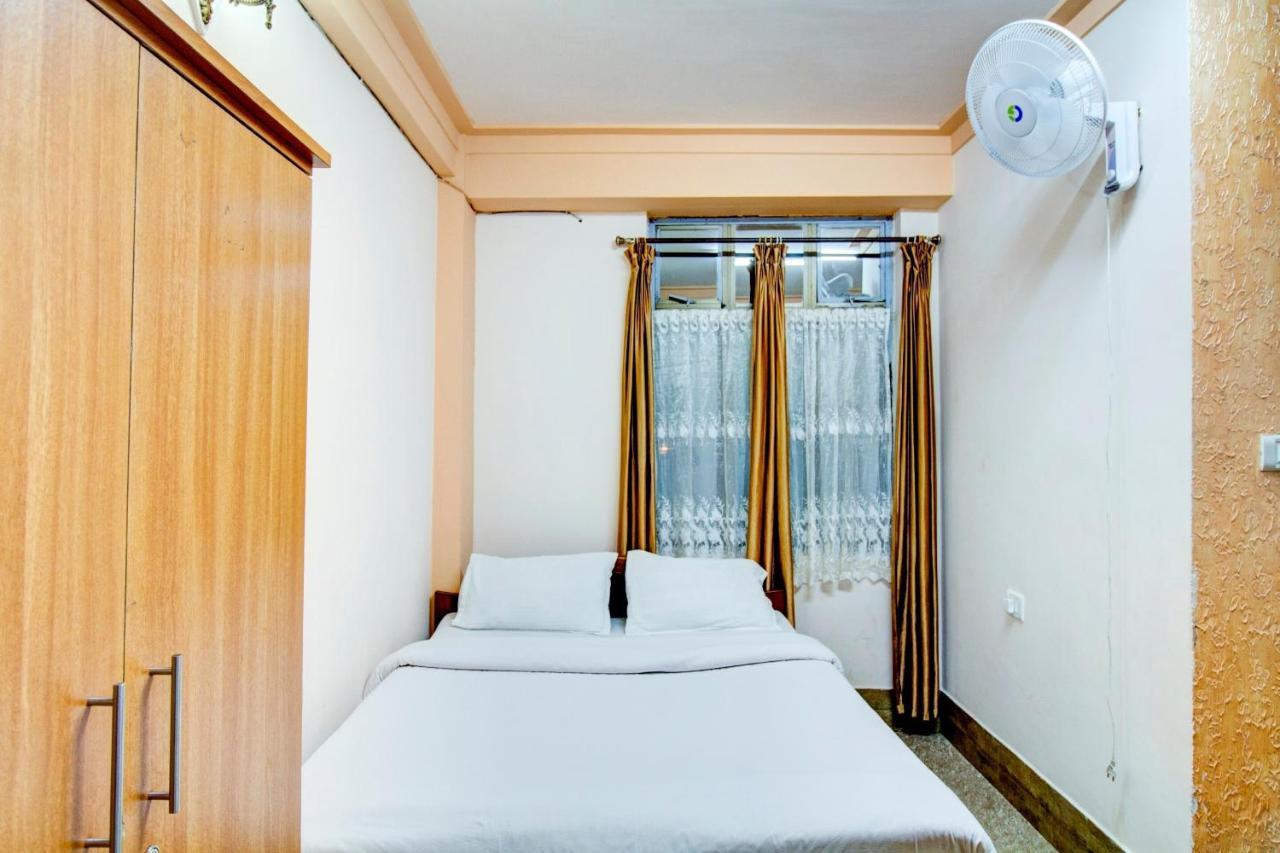 Capital O 79144 Coniferous Resort チェラプンジ エクステリア 写真